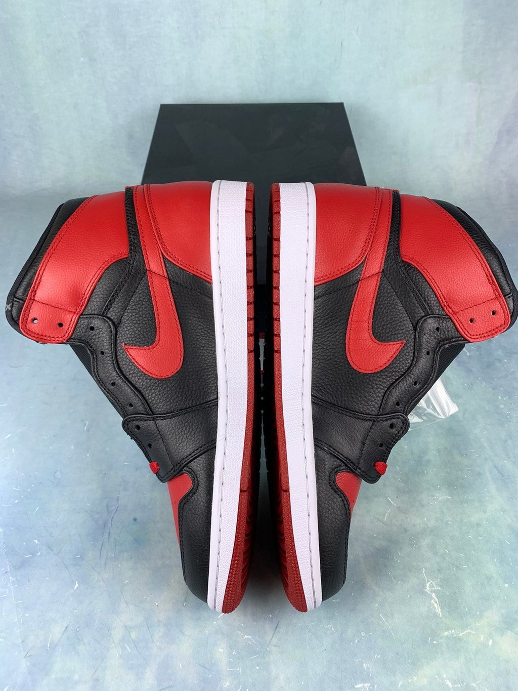 Air Jordan 1 High Black/Red Banned 432001-001 Unisex Sneakers