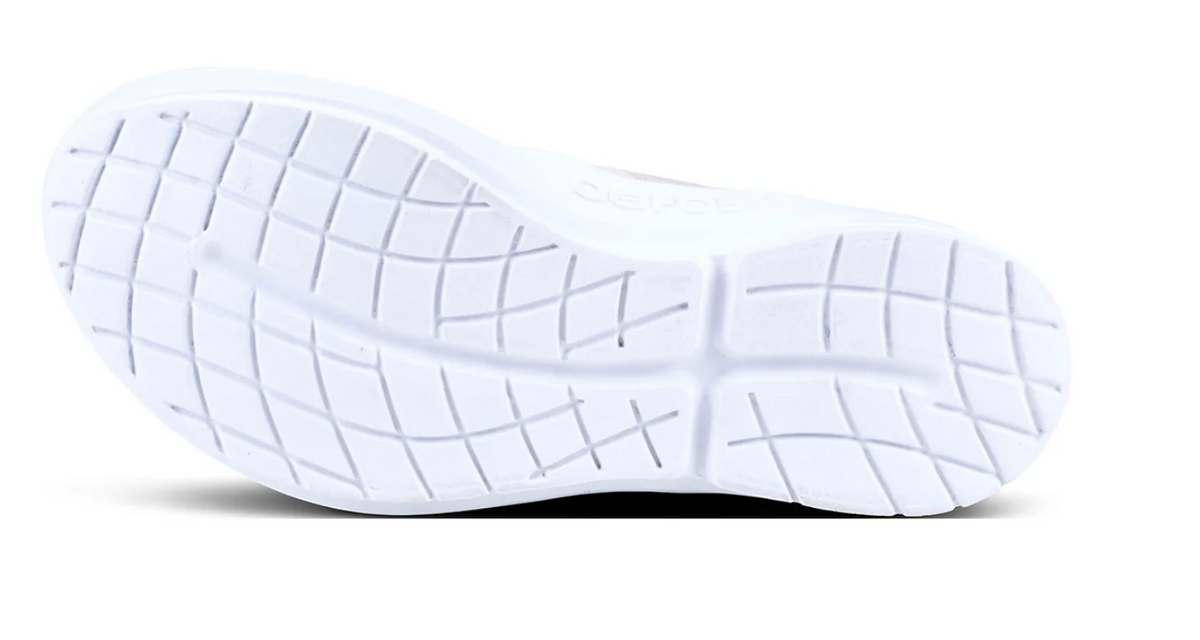Women's OOmg EEzee Low