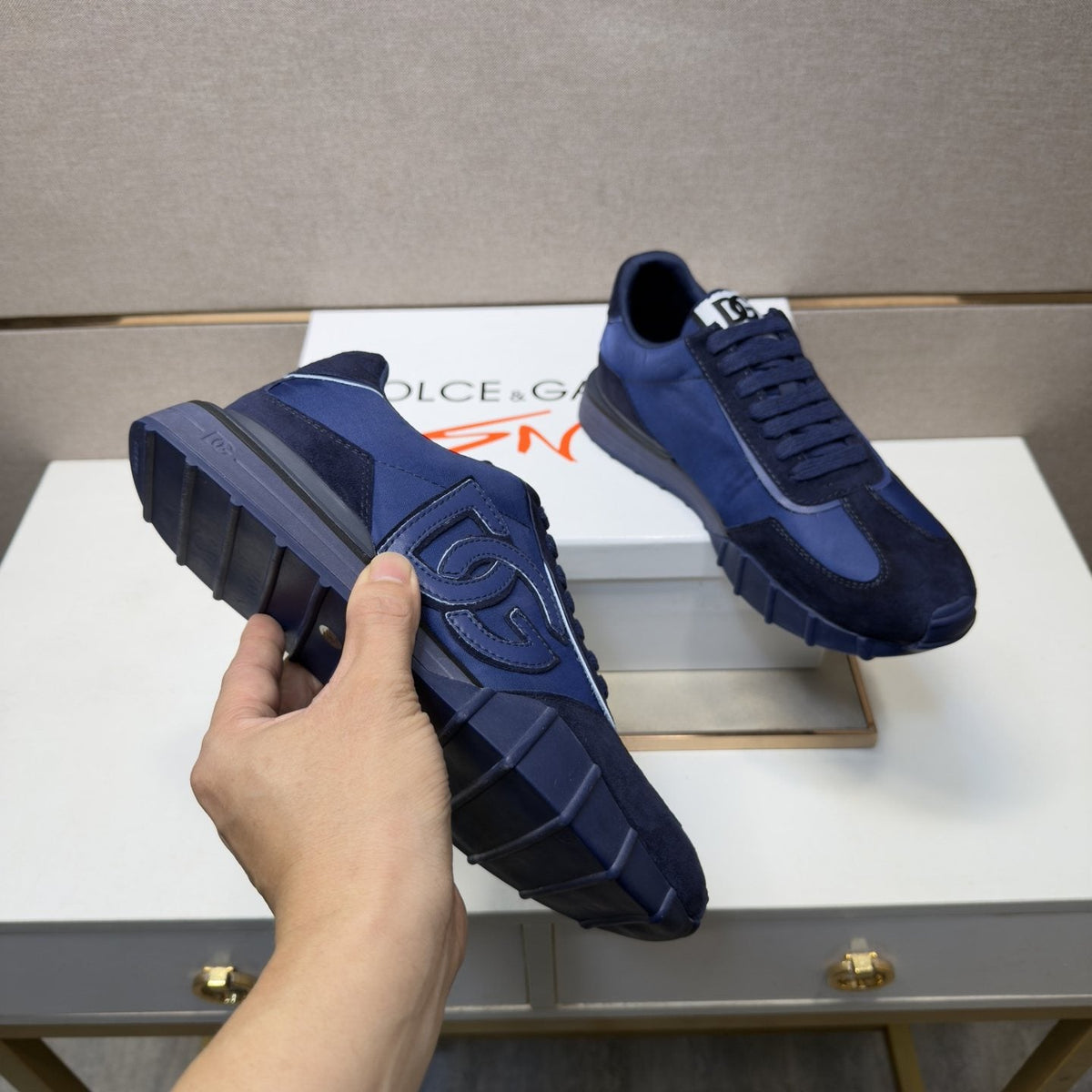 Dolce & Gabbana Navy Logo Low-Top Sneakers