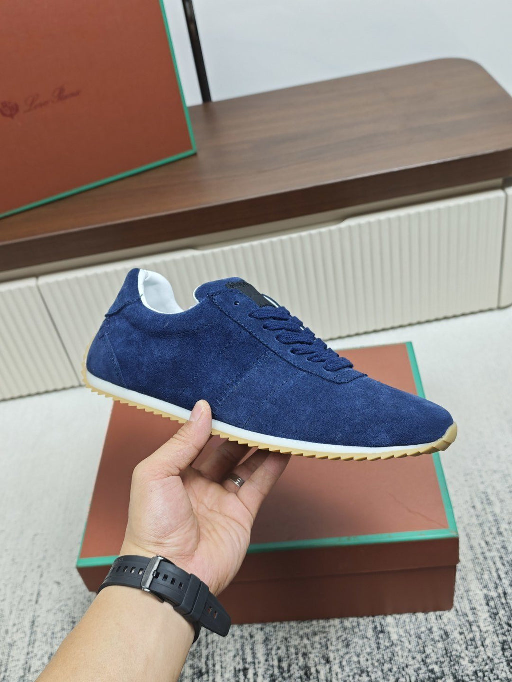 Navy Blue Low-Top Casual Sneakers