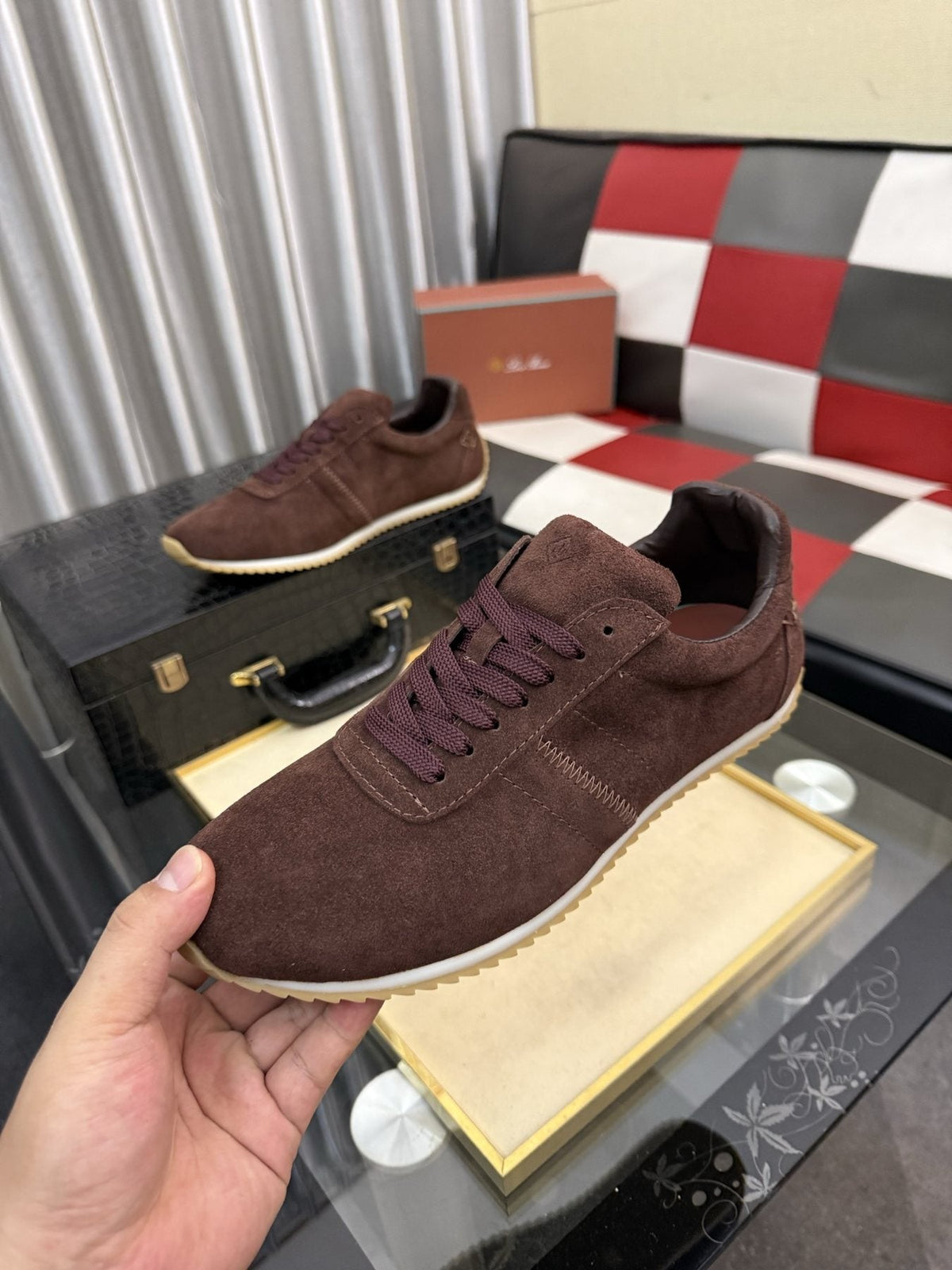 Men's Dark Brown Lace-Up Casual Sneakers