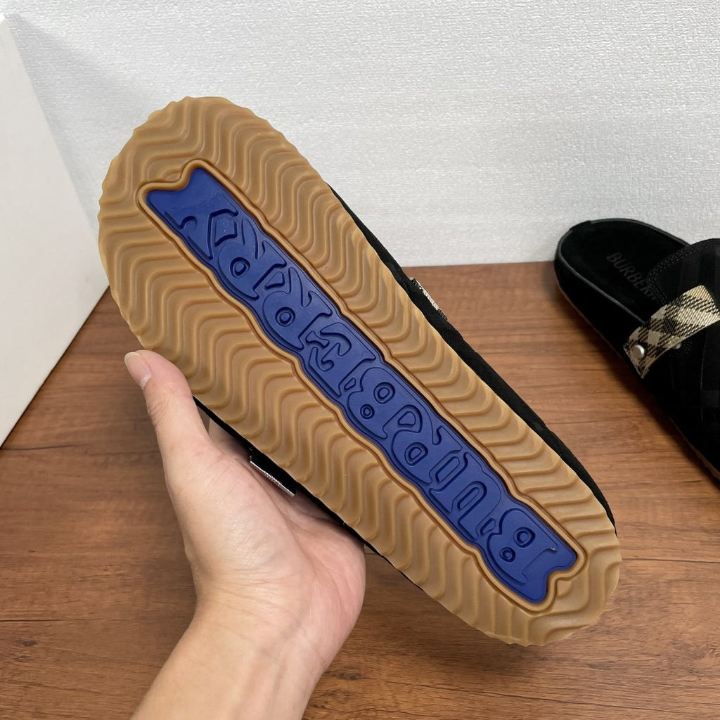 Burberry Men's Patterned Slip-On Sandals
